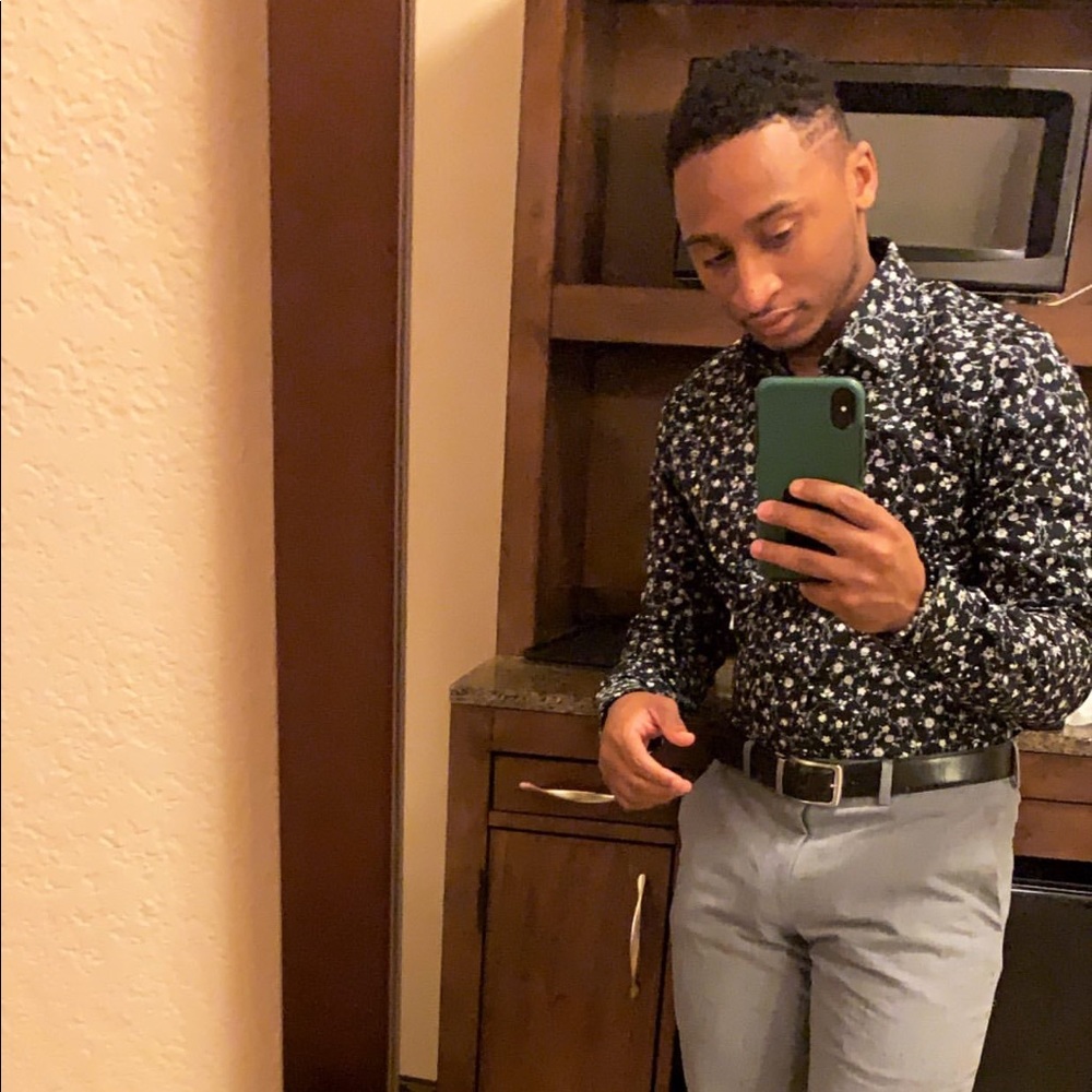 Meet your Posher, Darrius